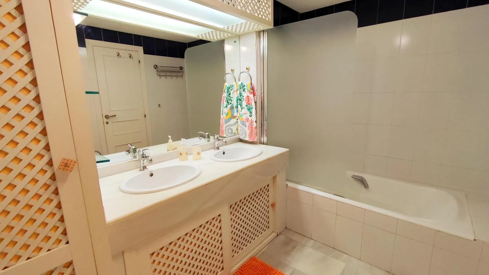Elegant Flat In The Harbour Διαμέρισμα Benalmádena